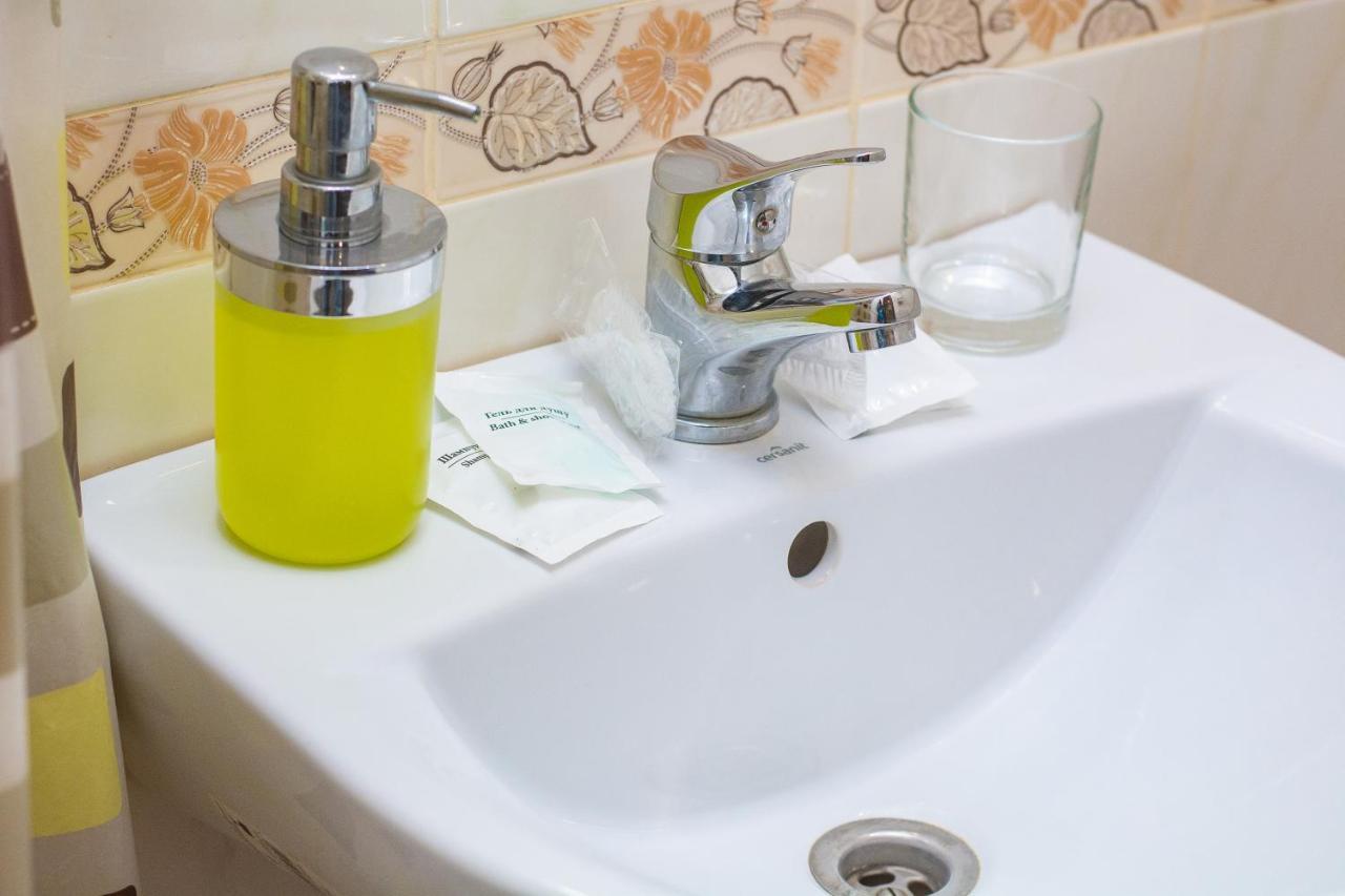 Три Сімки Hotell Vysjhorod Eksteriør bilde
