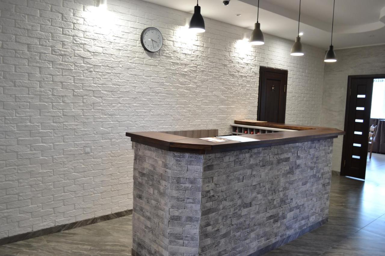 Три Сімки Hotell Vysjhorod Eksteriør bilde