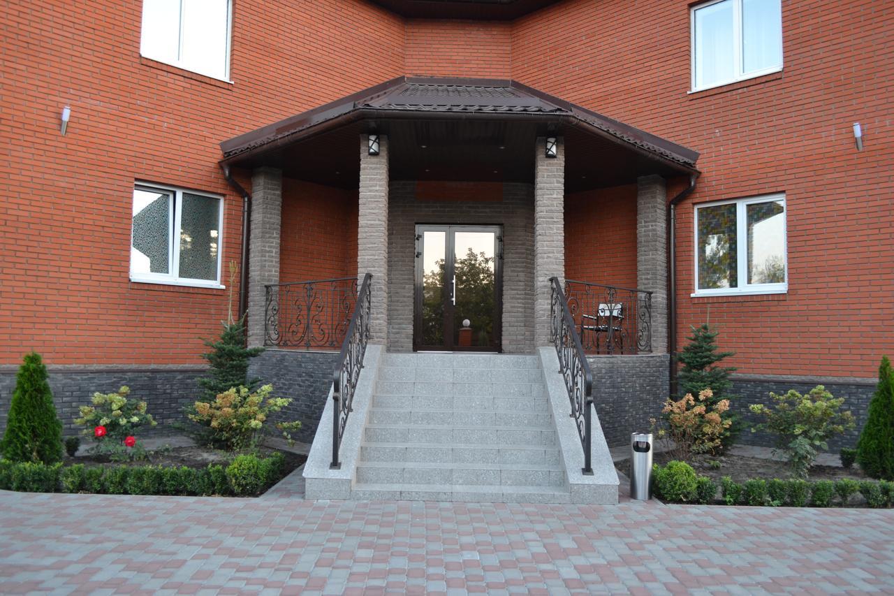 Три Сімки Hotell Vysjhorod Eksteriør bilde
